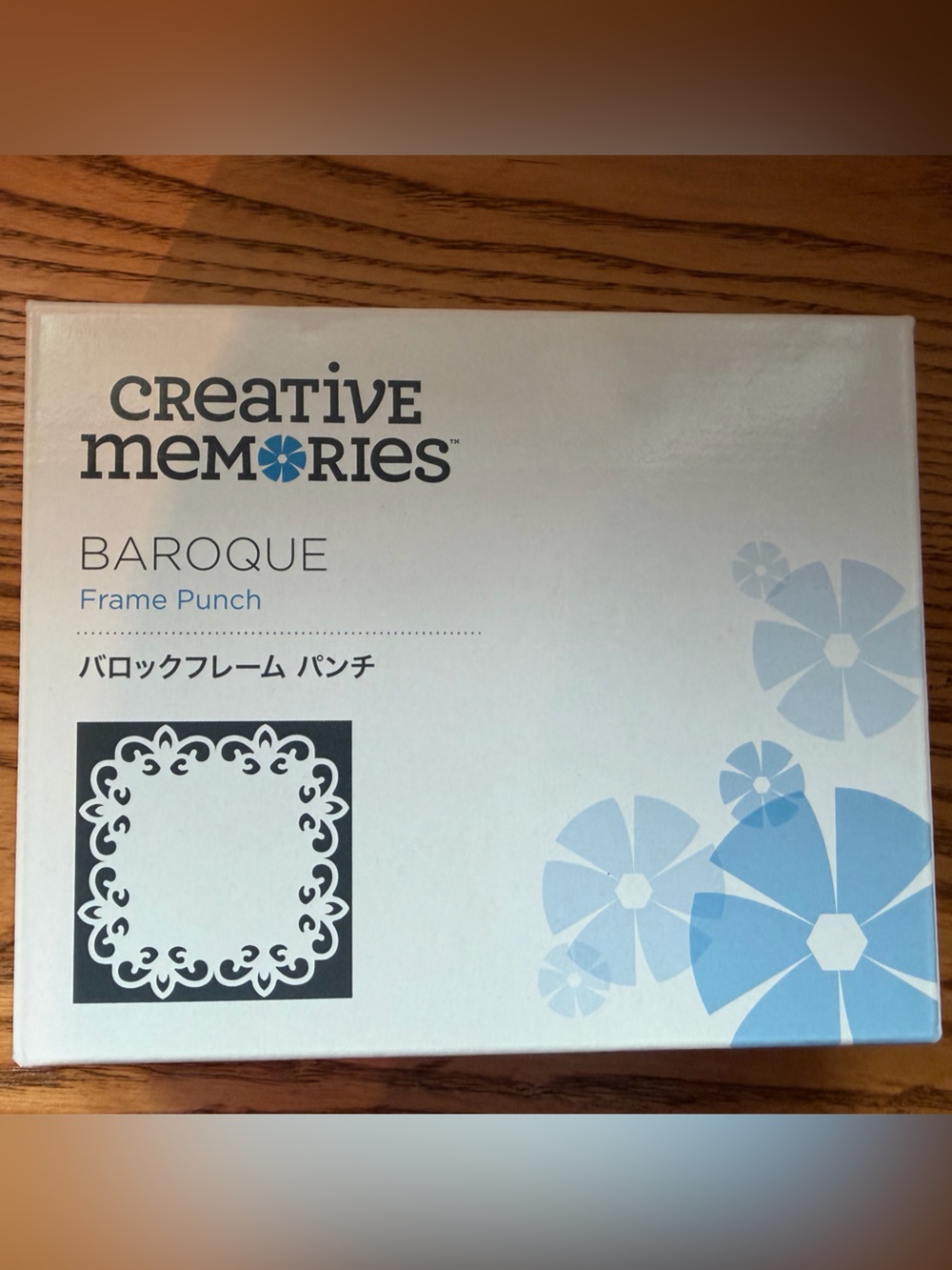Creative Memories Baroque Frame Punch - White and Light Blue Floral